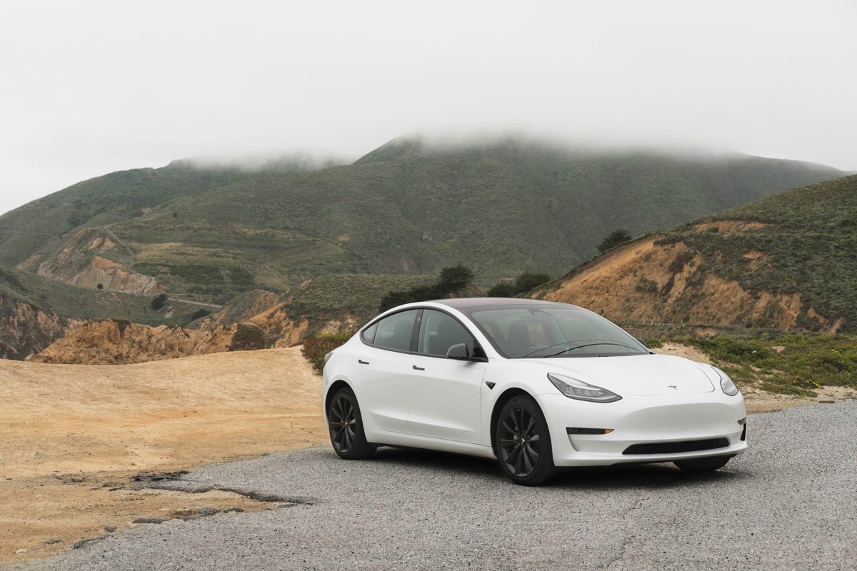 The 12 Best Websites for Finding Cheap Car Rentals [2024]