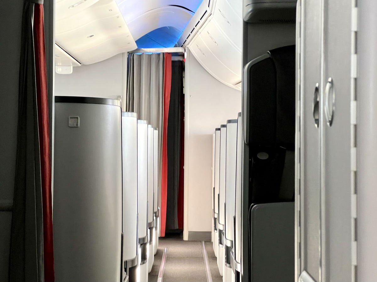 Avianca Boeing 787 Business Class view from small cabin to large cabin