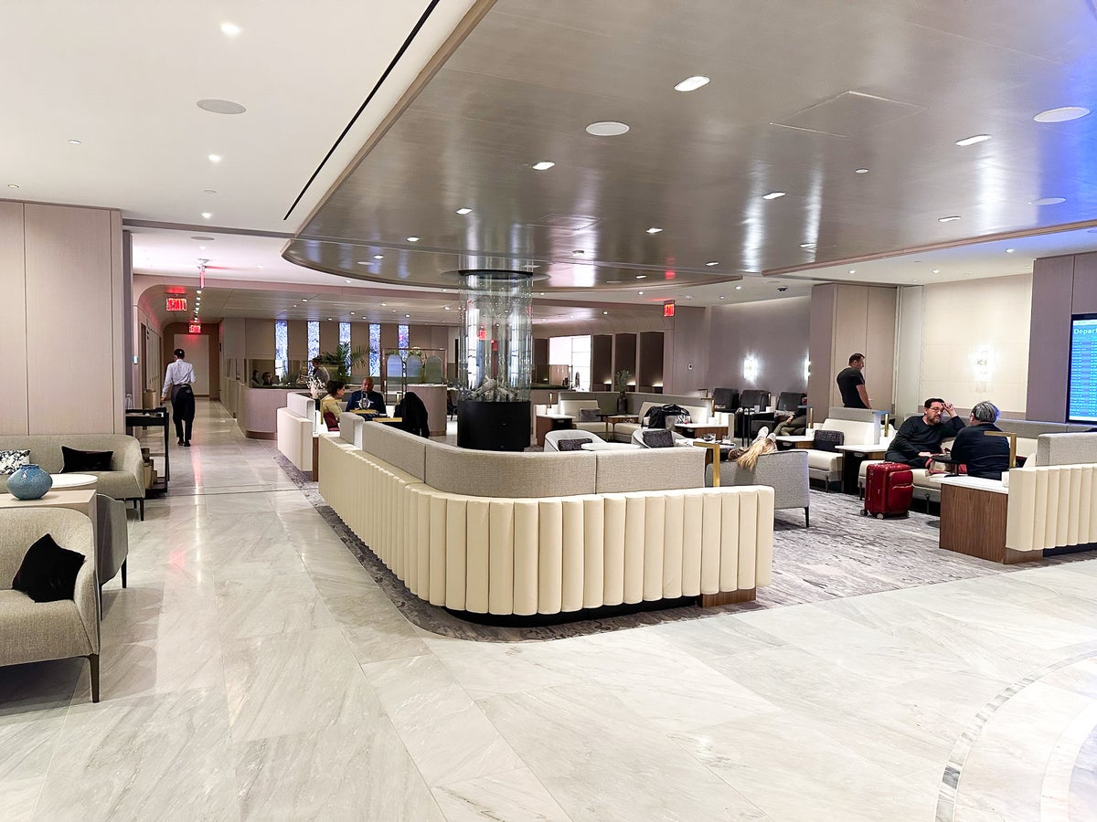 Chelsea Lounge JFK entrance view