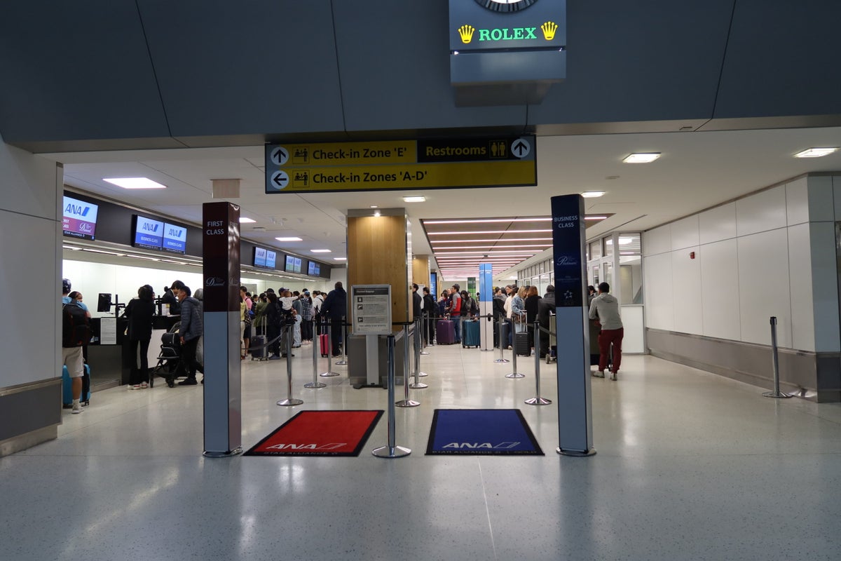 JFK ANA Check in Counter