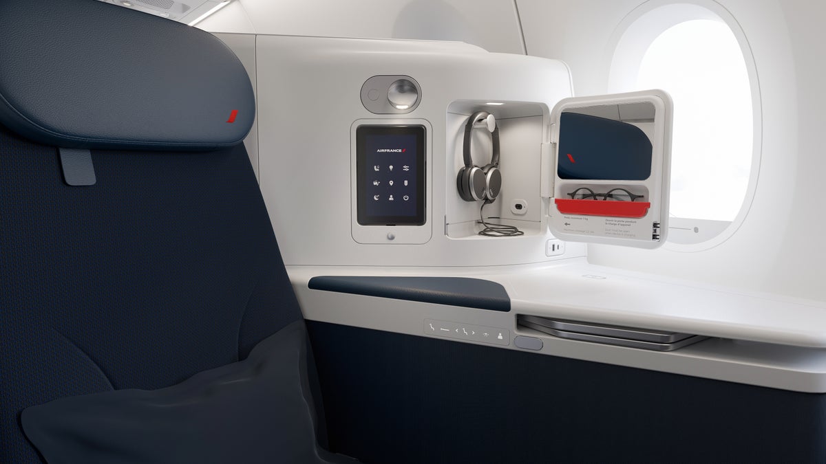 Air France New Business Class A350