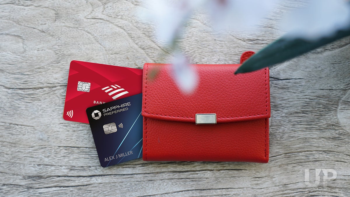Chase Sapphire Preferred Card vs. Bank of America Customized Cash Rewards Card [Detailed Comparison]