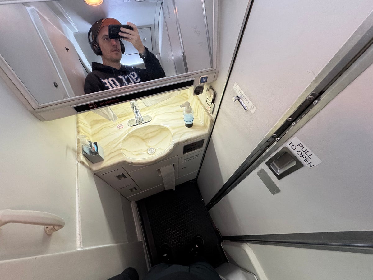 JSX Embraer ERJ135 lavatory selfie
