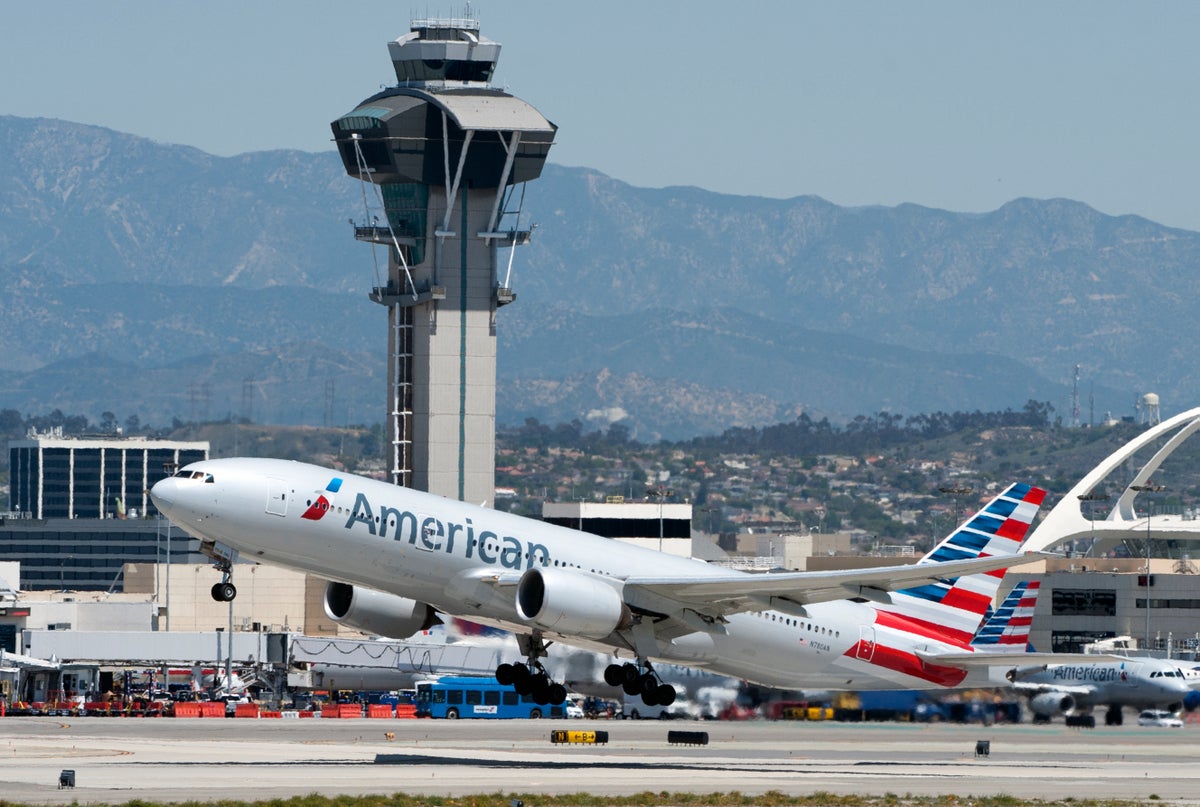 More Airline Uncertainty, Southwest Installs Extra-Legroom Seats, and Other Airline News This Week